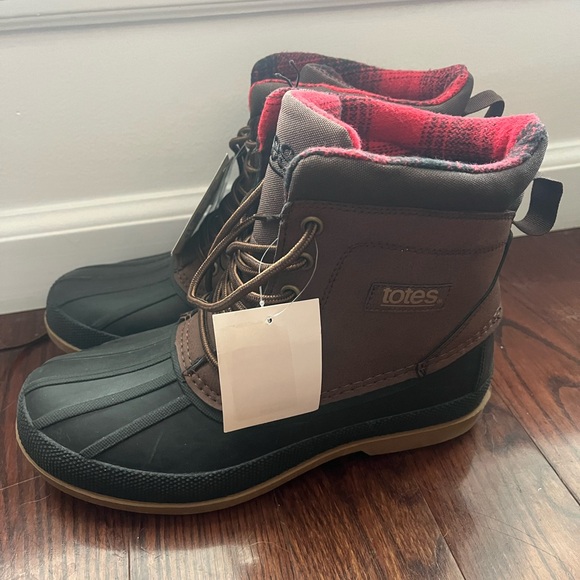 NWT Totes Men’s Duck Boots. Size 8 & 12 - Picture 7 of 12